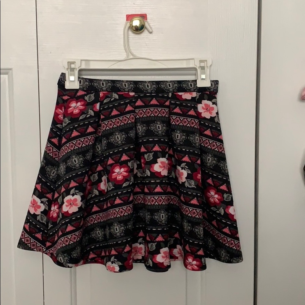 Abercrombie pink flower patterned skater skirt